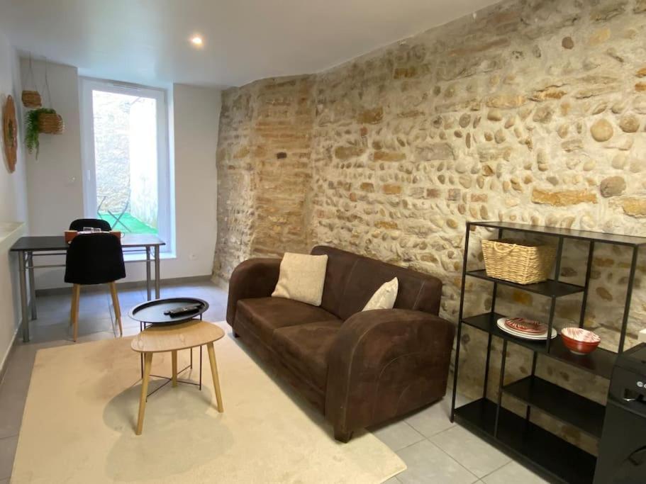 Vaste Appartement Renove - Centre Ville Bourg-en-Bresse Exterior foto